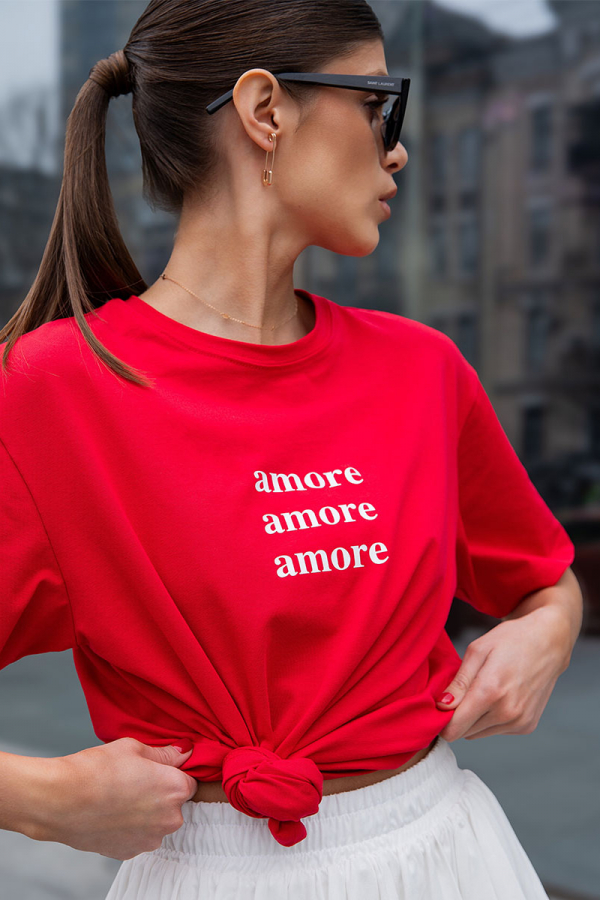 Koszulka oversize z nadrukiem Amore Amore Amore Kolor czerwony 1