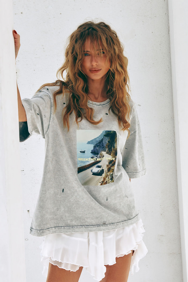 Szara koszulka oversize z wycięciami i nadrukiem WEEKEND MUST HAVE 1