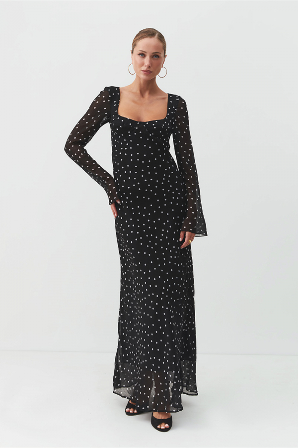 Czarna sukienka midi w grochy 1