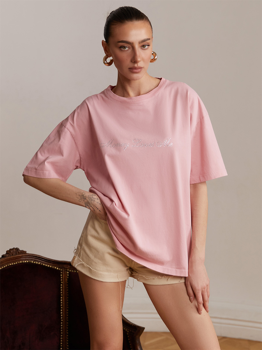 Oversize koszulka w kolorze różowym z nadrukiem z szarych dżetów Money 4 Oversize koszulka w kolorze różowym z nadrukiem z szarych dżetów Money 4