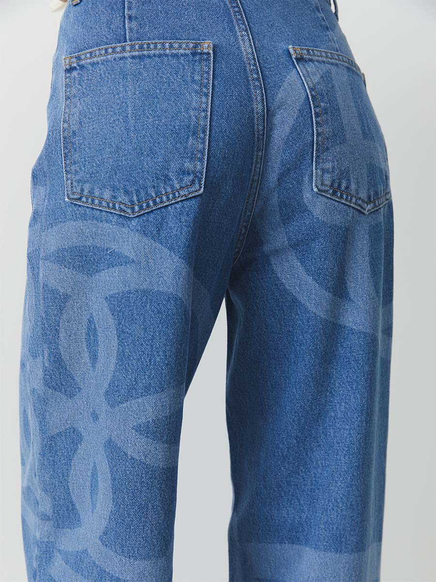 Granatowe jeansy palazzo z markowym elementem 6 Granatowe jeansy palazzo z markowym elementem 6