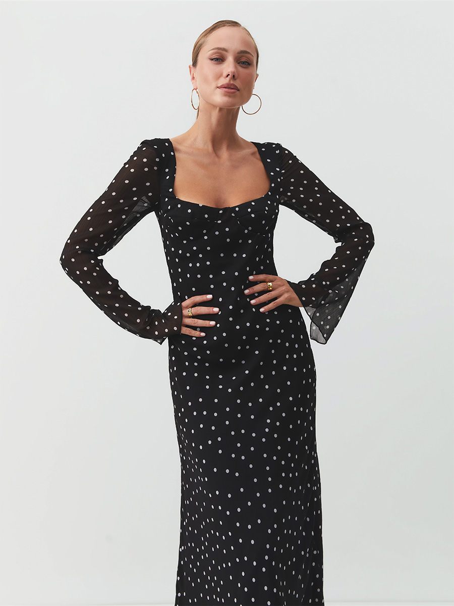 Czarna sukienka midi w grochy 2